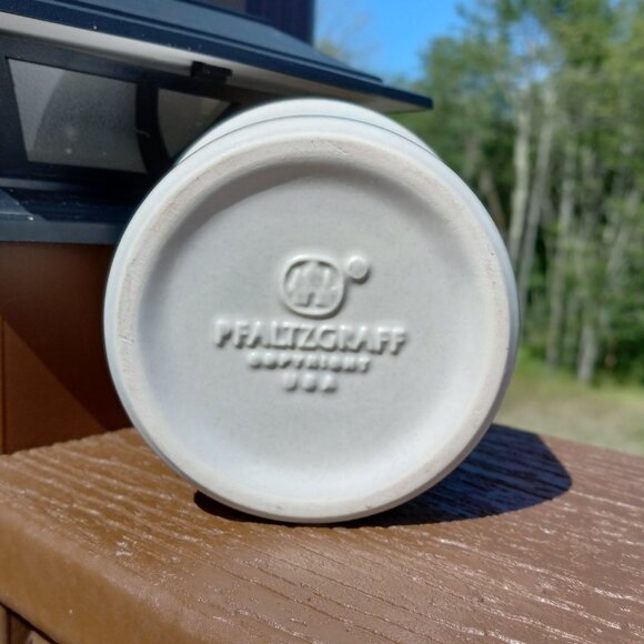 Pfaltzgraff Yorktowne Sauce Dipping Bowl Crock - Picture 6 of 7